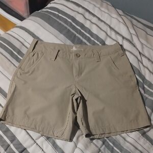 Ascend Women's Tan Cargo Shorts